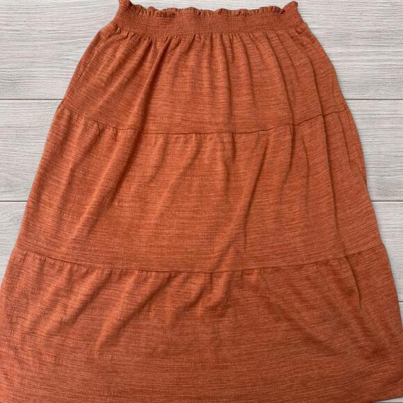 89th + Madison Rust Coral Tiered Midi Boho Skirt Smocked Waist Flowy ALine-Large - Picture 2 of 5